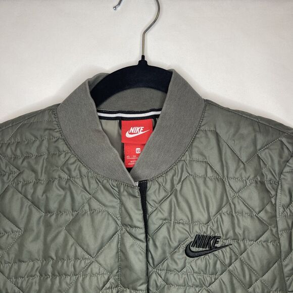 Nike Women's Size XS Quilted Primaloft Puffer Jacket Green Sporty Winter Bomber - Picture 5 of 8